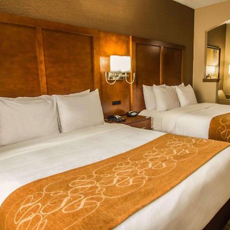 Quality Suites Nyc Gateway North Bergen Buitenkant foto