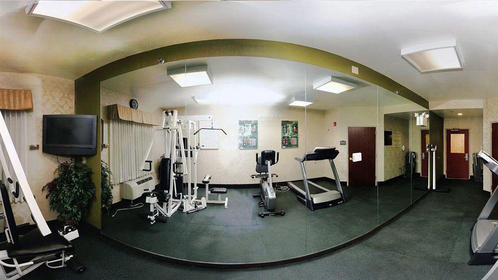 Quality Suites Nyc Gateway North Bergen Buitenkant foto